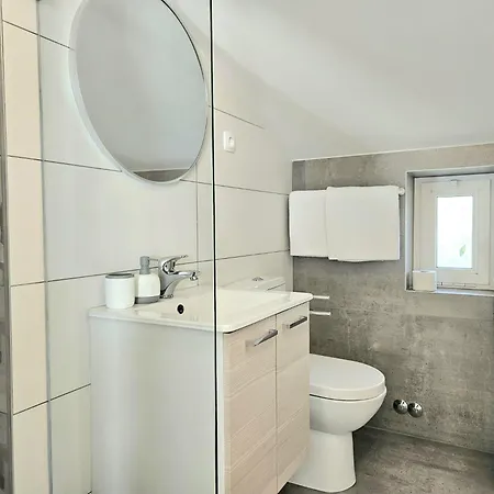 Lovely Sea View House 2 In Island Krk Apartment Malinska